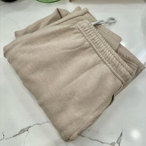 Fruit of the Loom - Beige/Light Khaki Drawstring Sweatpants w Pockets - EUC - M